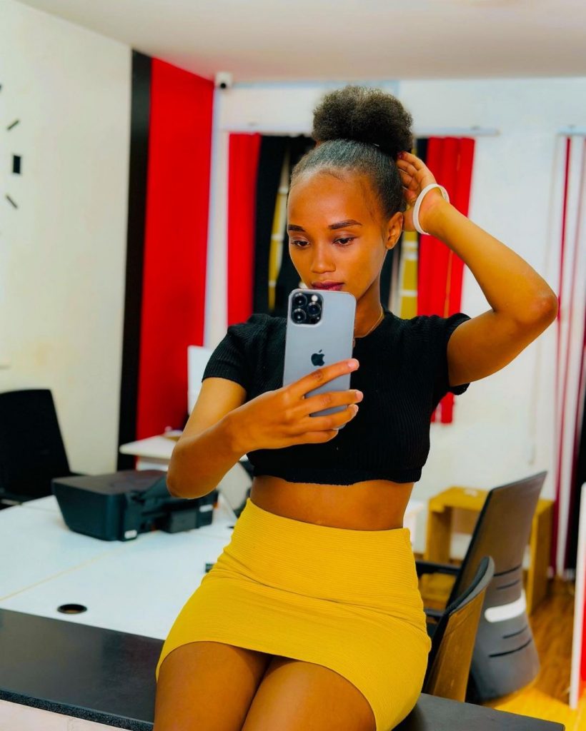 Liz Jackson Biography Facts, Fame, SPM Buzz Kelxfy