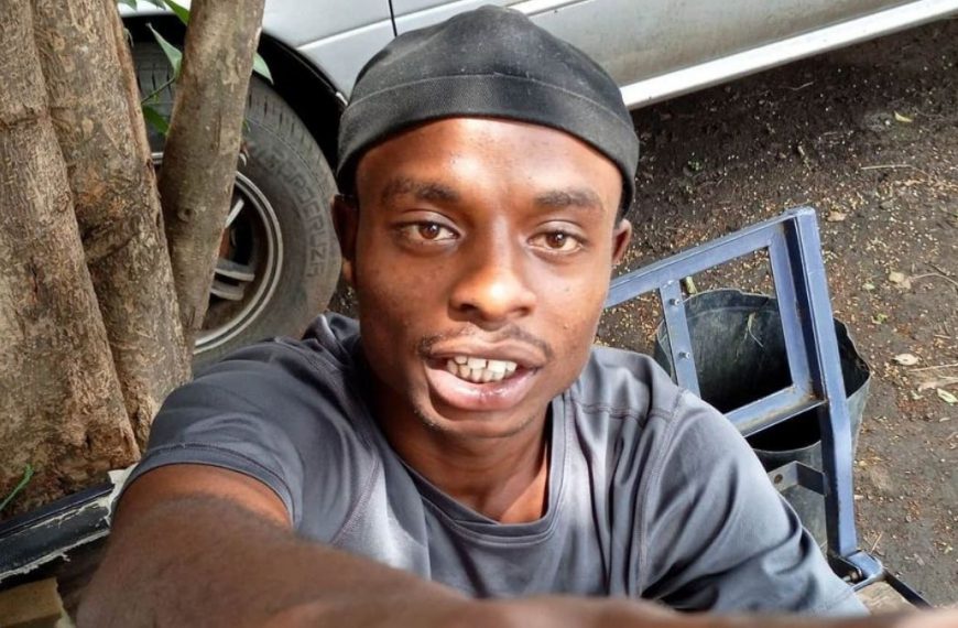 Rex Papi Biography