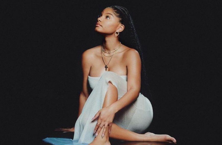 Halle - Angel Lyrics
