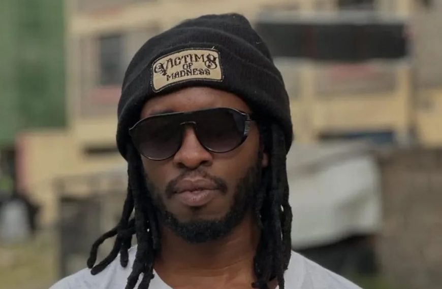 Wakadinali - Chizi Lyrics ft. Kitu Sewer