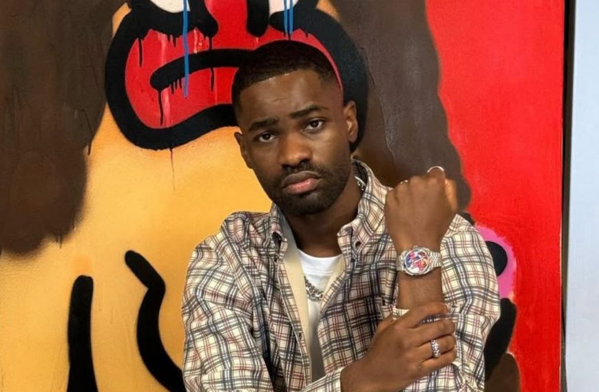 Blog 3 Dave - History Lyrics